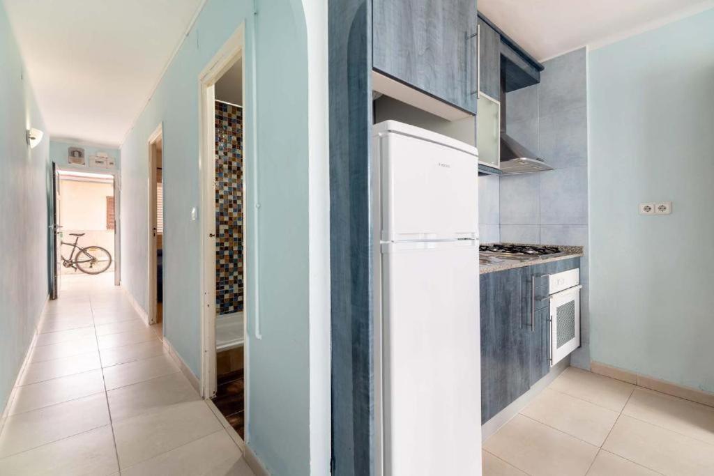 Apartamentos Denis Castelldefels Ngoại thất bức ảnh