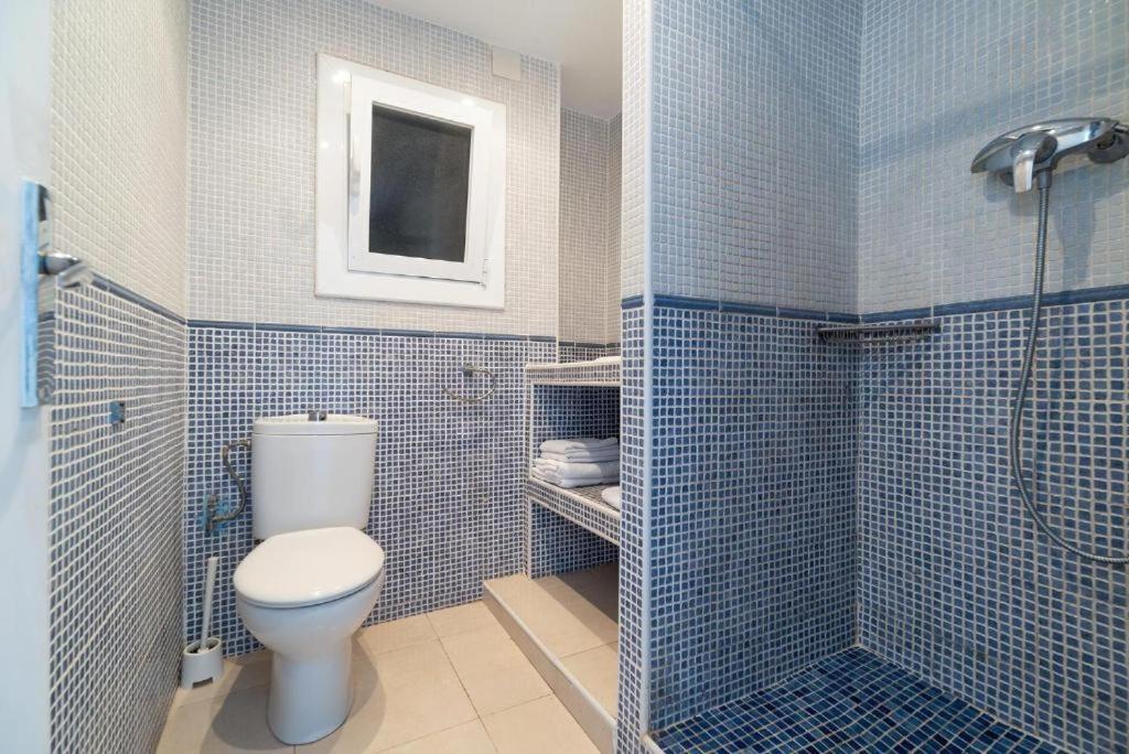 Apartamentos Denis Castelldefels Ngoại thất bức ảnh